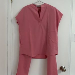 Figs Dupe, Baby Pink Lg (Petite) Scrub Set